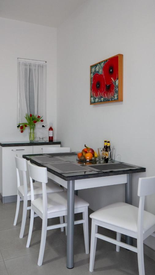 Mgarr Waterfront Cosy Apartment 2 By Ghajnsielem Gozo Zewnętrze zdjęcie